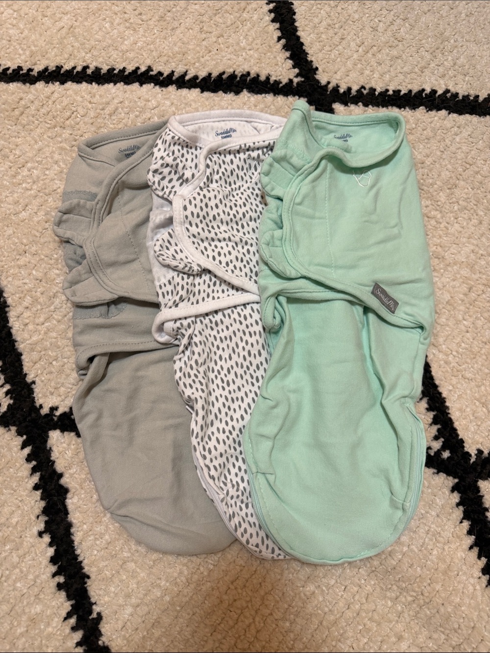 SwaddleMe Velcro Swaddles size SM/MD
